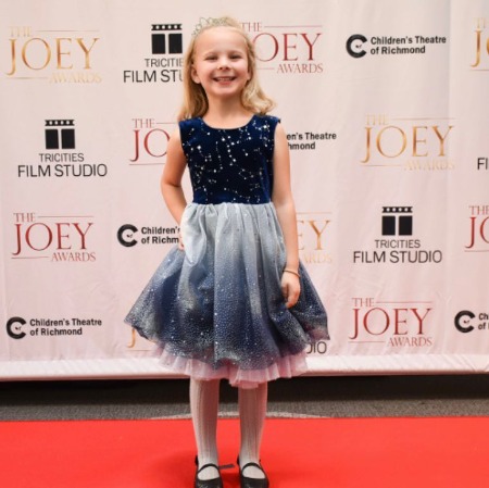 Rylea Nevaeh Whittet's picture on the red carpet of the Joey Awards. 